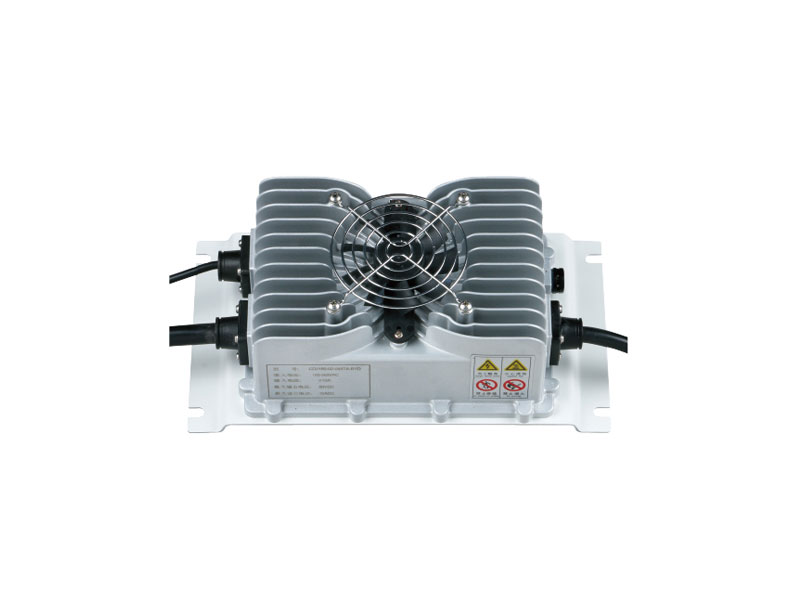 1.8KW車載充電機
